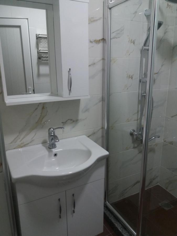 Marina House Apartment Batumi Bagian luar foto
