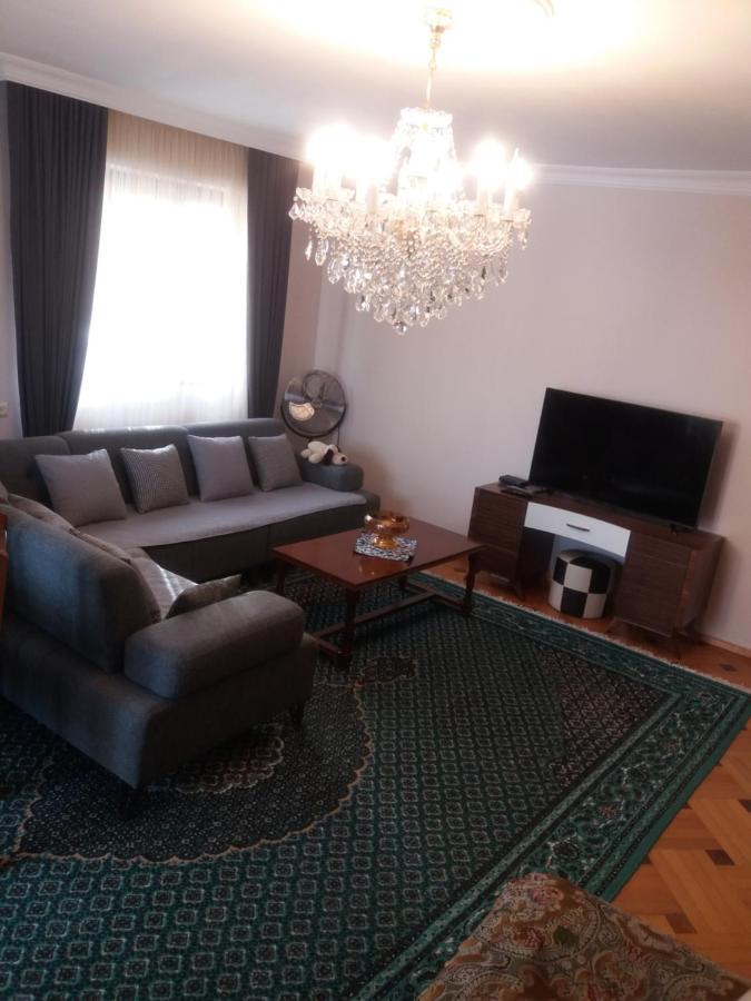 Marina House Apartment Batumi Bagian luar foto