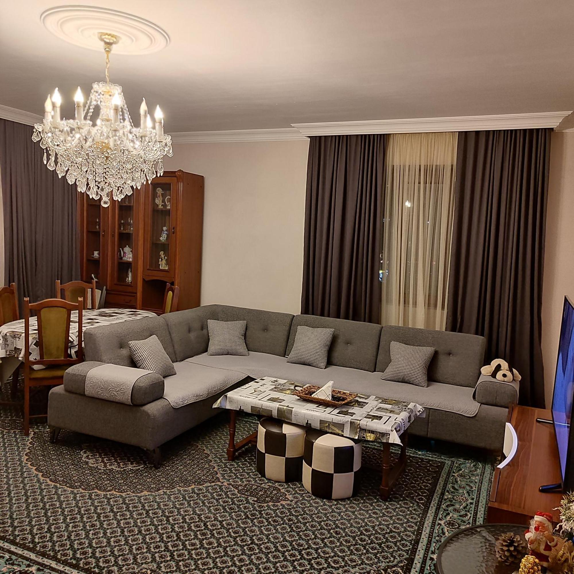 Marina House Apartment Batumi Bagian luar foto